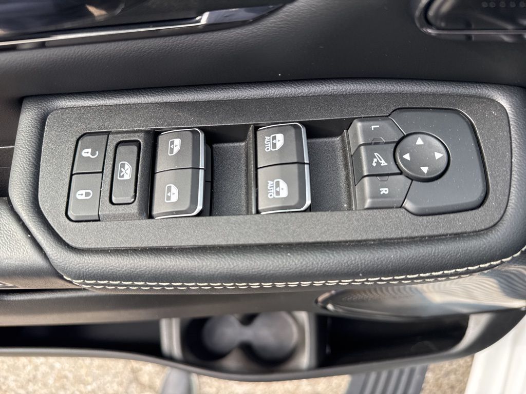 2025 RAM Ram 1500 Pickup Limited - Photo 10