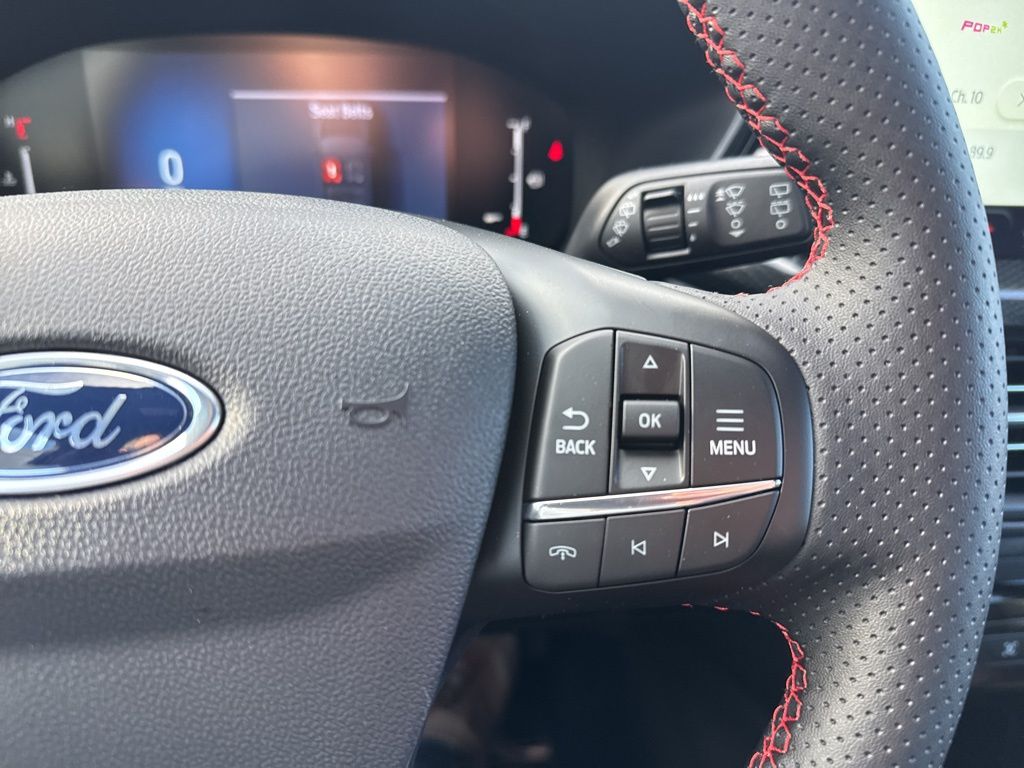 2026 Ford Escape ST-Line - Photo 12