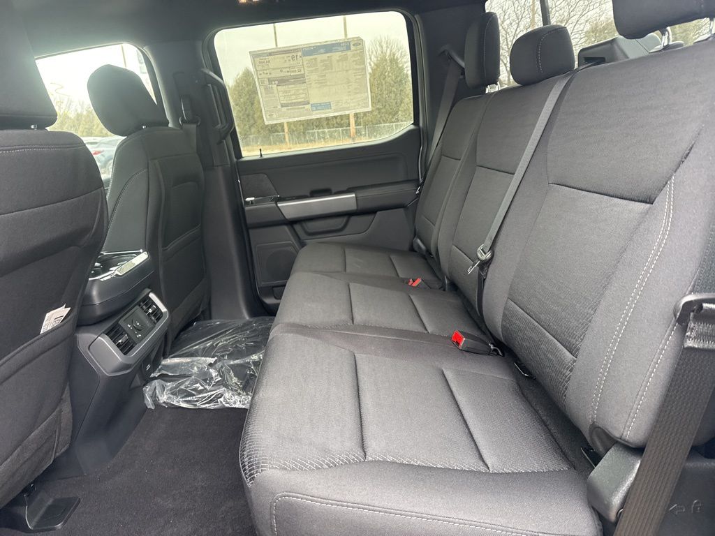 2026 Ford F-150 XLT - Photo 17