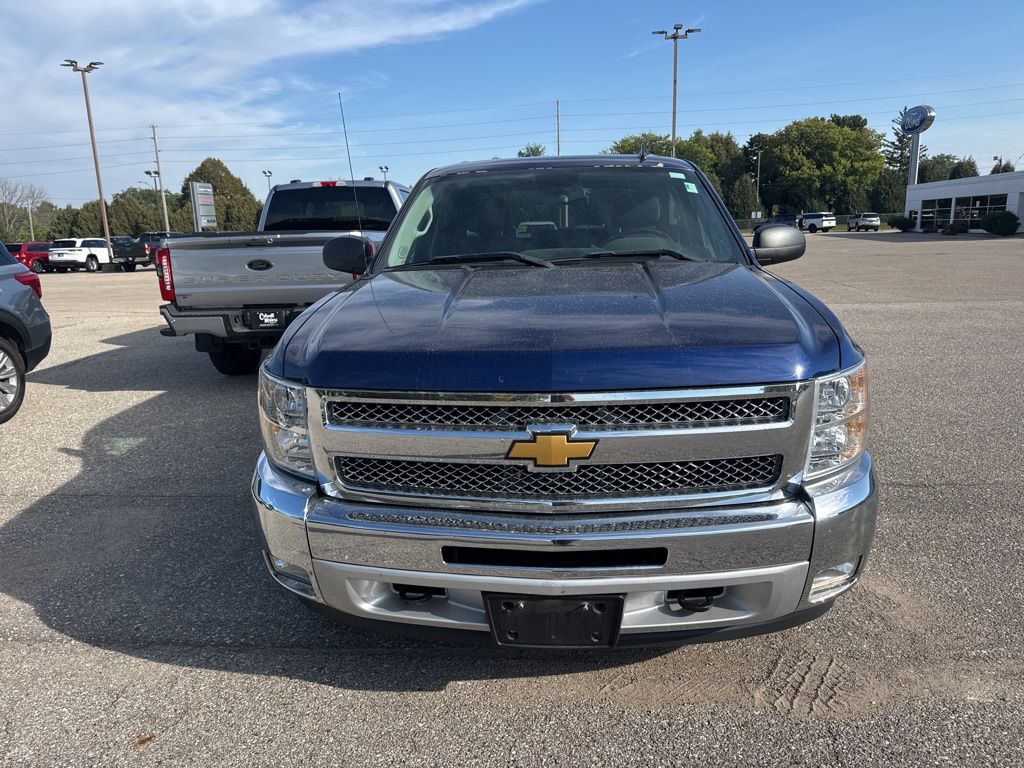 2013 Chevrolet Silverado 1500 LT photo 2