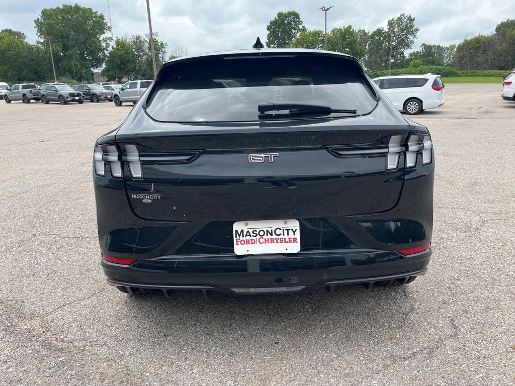 2023 Ford Mustang Mach-E GT photo 3
