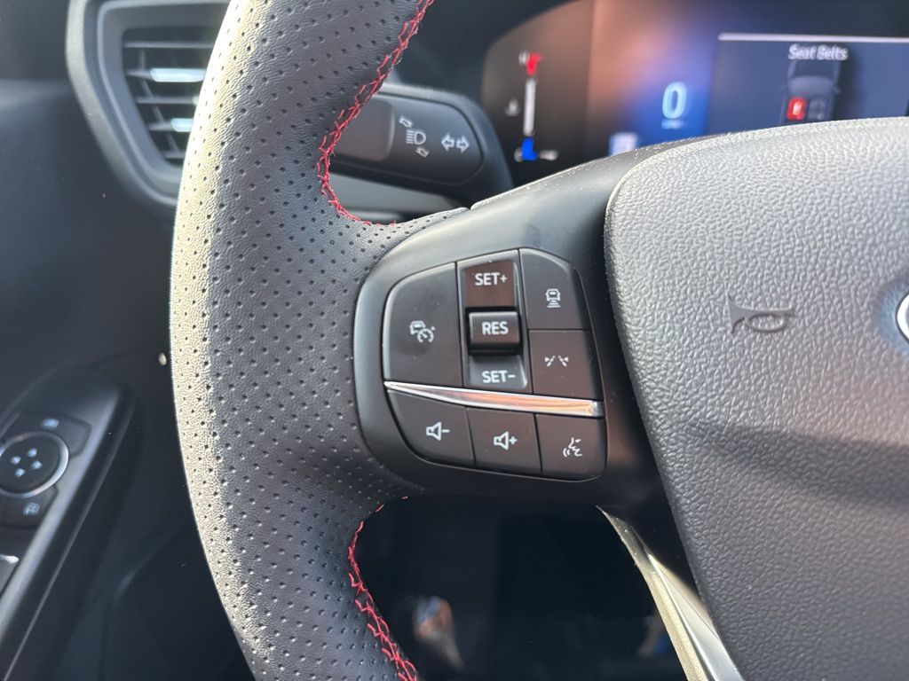 2026 Ford Escape ST-Line - Photo 11