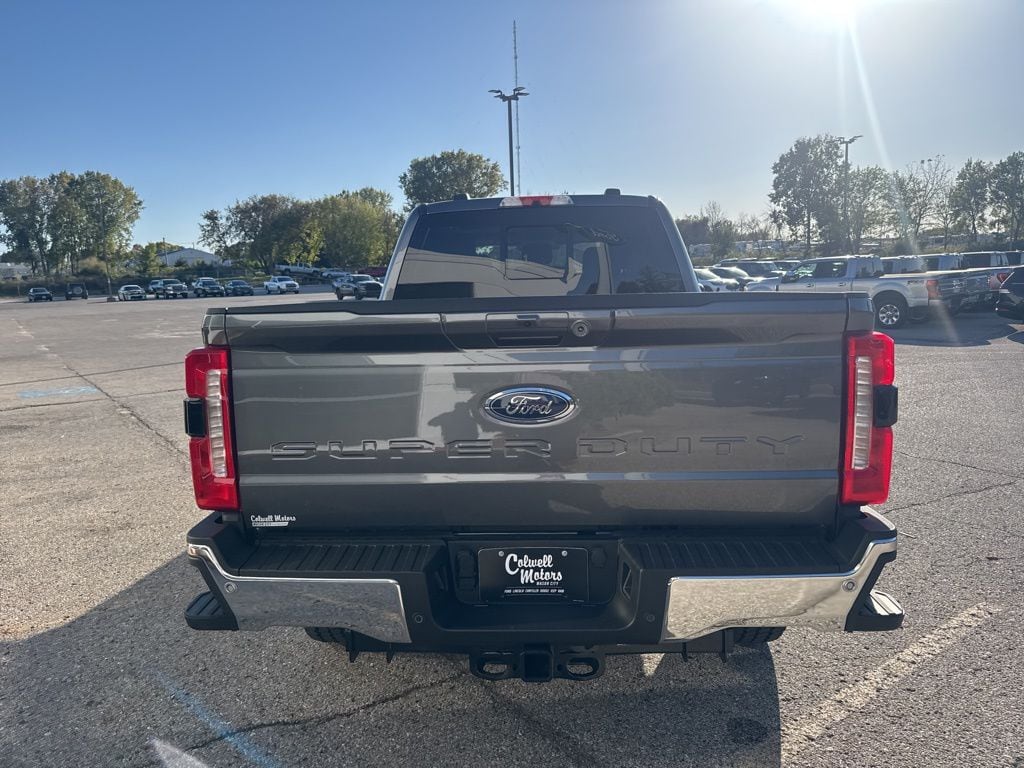 New 2026 Ford F-350 Truck Crew Cab