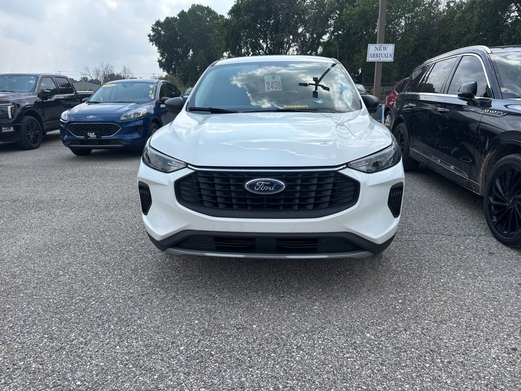 2023 Ford Escape Active photo 2