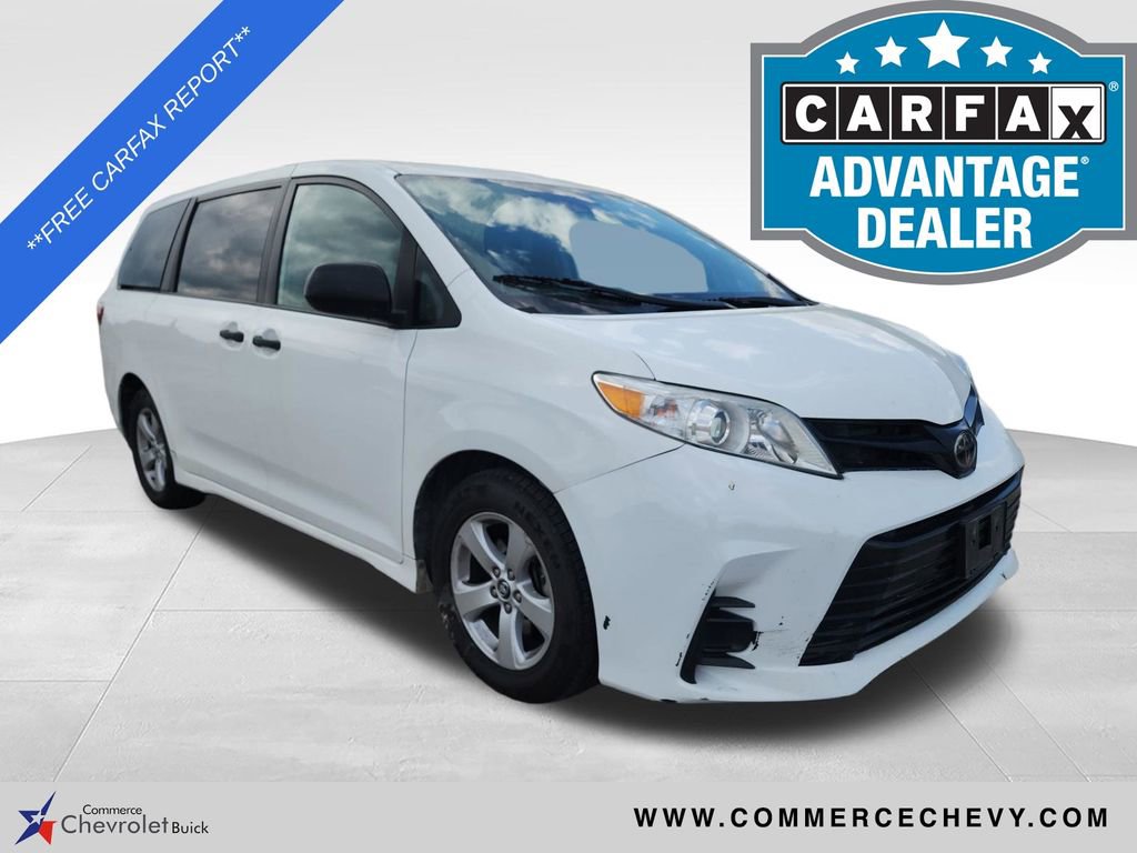 2019 Toyota Sienna L V6 7-Passenger's photo