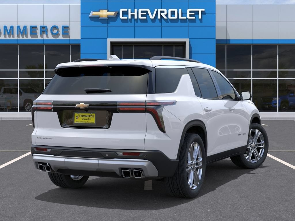 2027 Chevrolet Traverse LT - Photo 4
