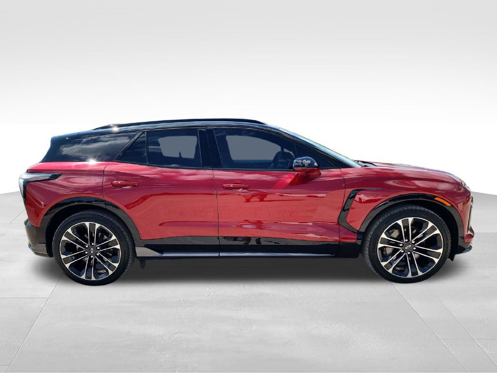 2026 Chevrolet Blazer EV SS - Photo 9