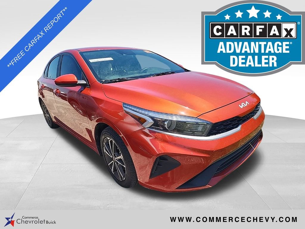 2022 Kia Forte LXS AT's photo