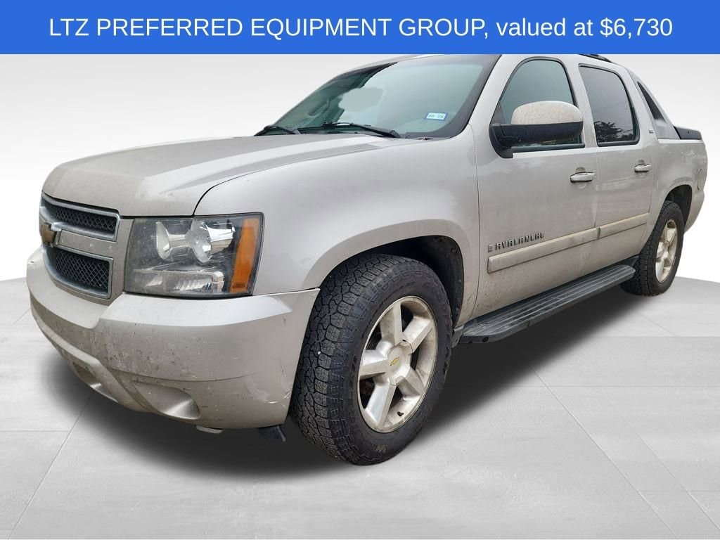 Used 2007 Chevrolet Avalanche LTZ Truck