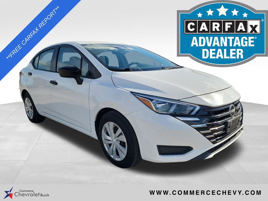 2023 Nissan Versa 1.6 S CVT's photo
