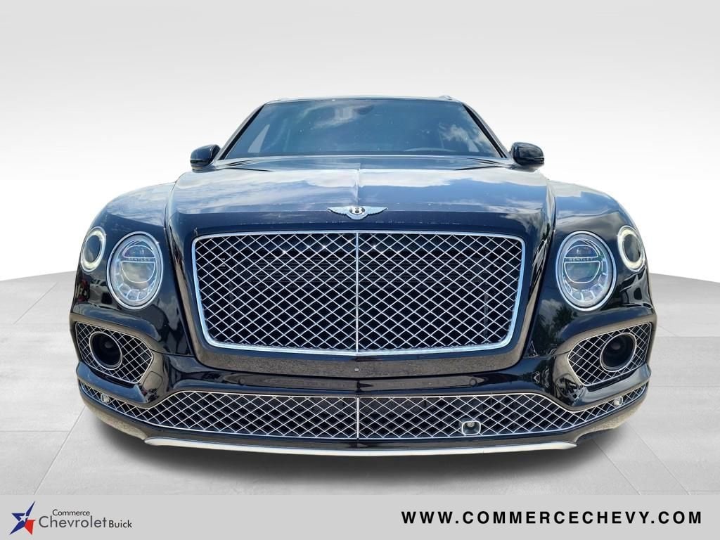 Used 2018 Bentley Bentayga Base with VIN SJAAC2ZV5JC017223 for sale in Commerce, TX