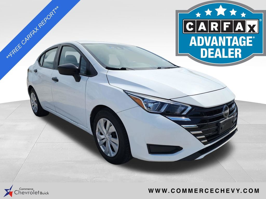 2023 Nissan Versa 1.6 S CVT's photo