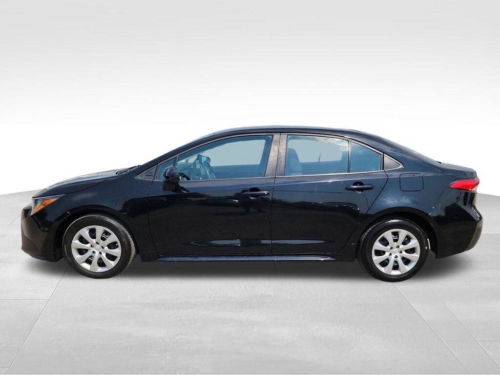 Used 2024 Toyota Corolla LE