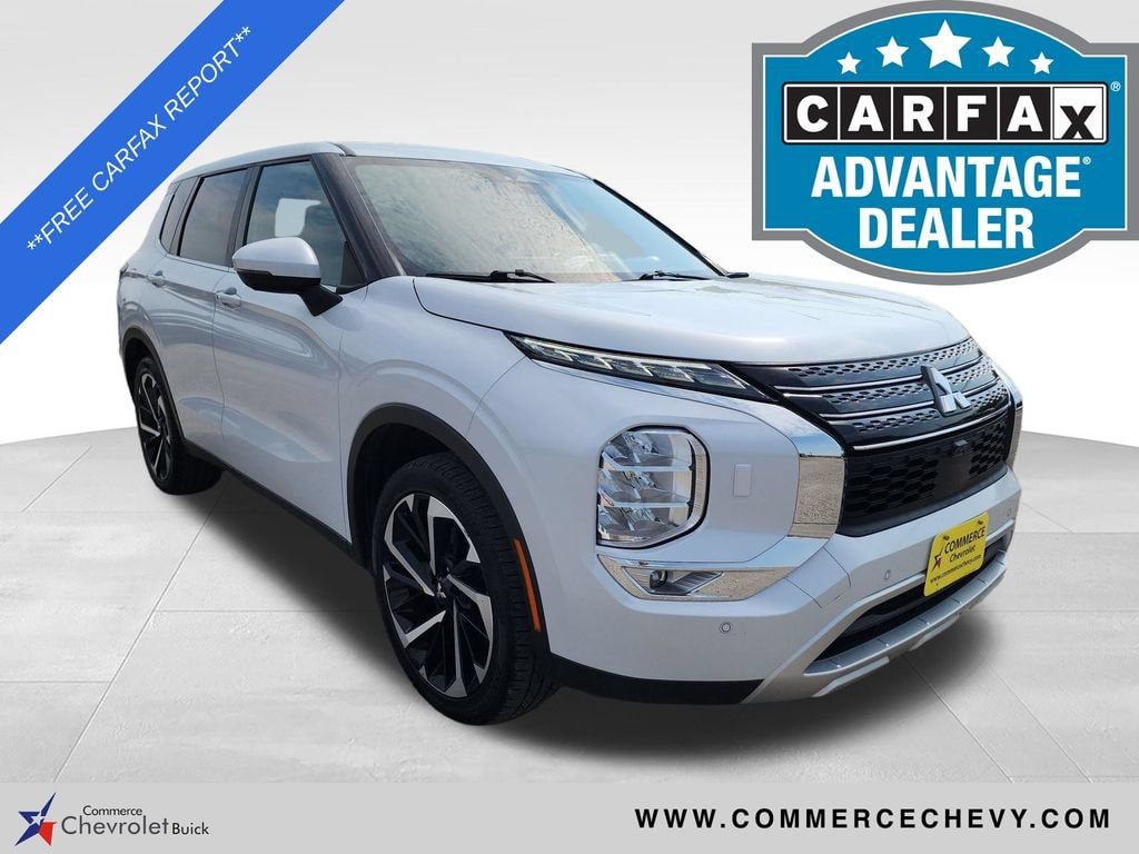 Used 2024 Mitsubishi Outlander SE