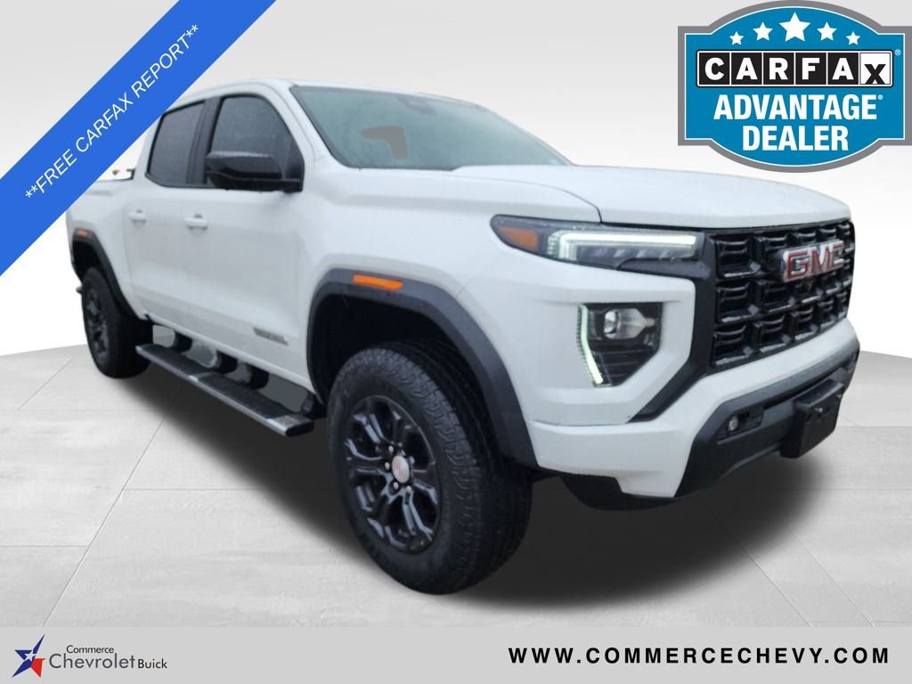2023 GMC Canyon Elevation's photo