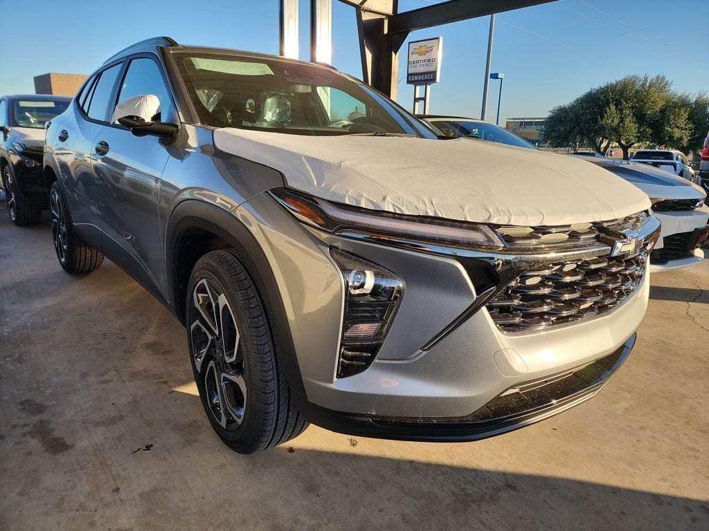 2026 Chevrolet Trax RS's photo