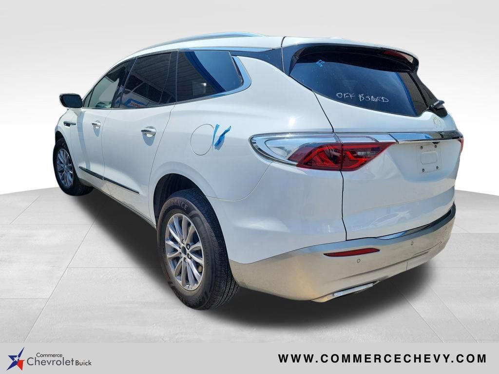 2022 Buick Enclave Essence photo 3