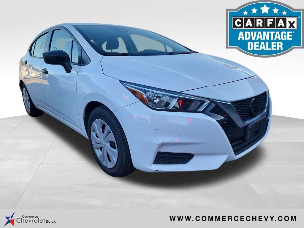 2021 Nissan Versa Sedan S's photo