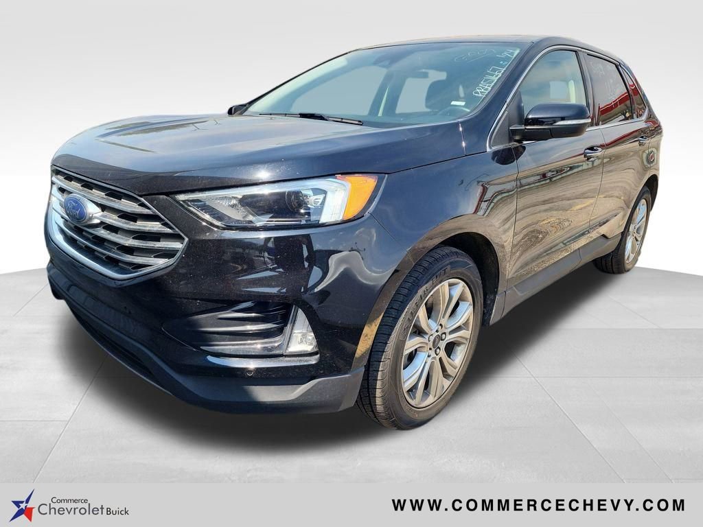 2024 Ford Edge Titanium photo 2
