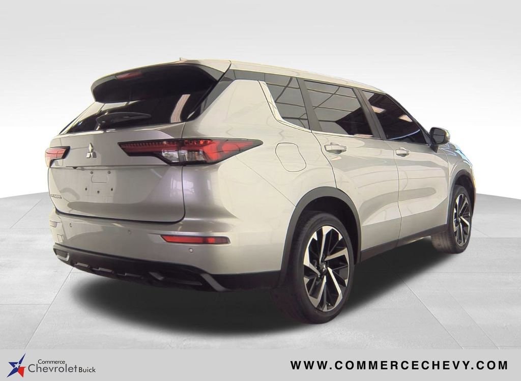 Used 2022 Mitsubishi Outlander ES with VIN JA4J3TA85NZ035972 for sale in Commerce, TX