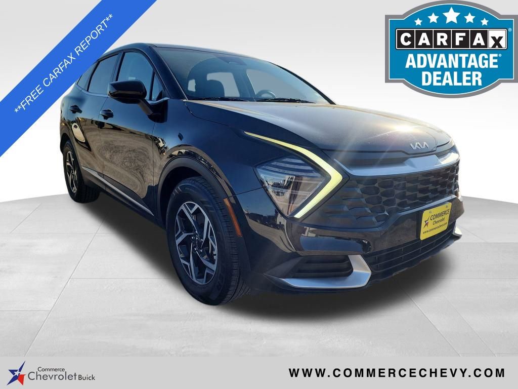 2024 Kia Sportage LX's photo