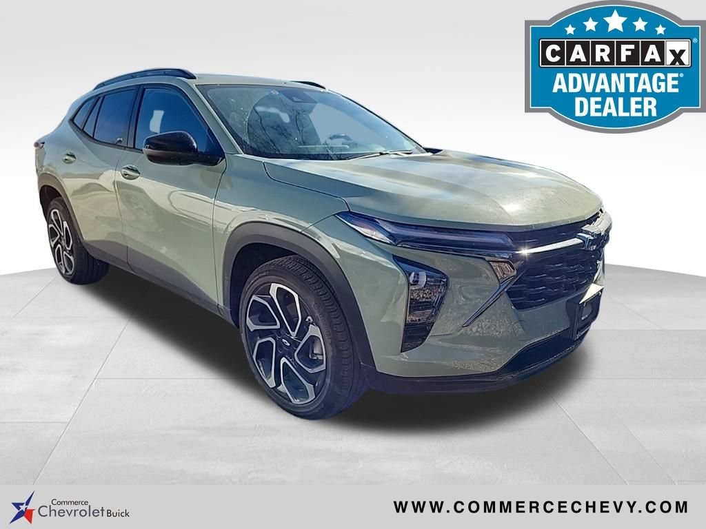 2024 Chevrolet Trax RS's photo