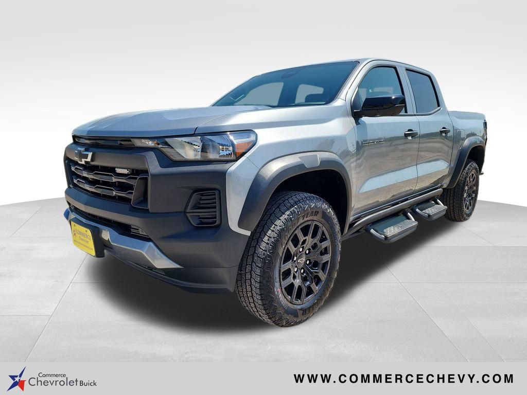 2026 Chevrolet Colorado Trail Boss photo 3