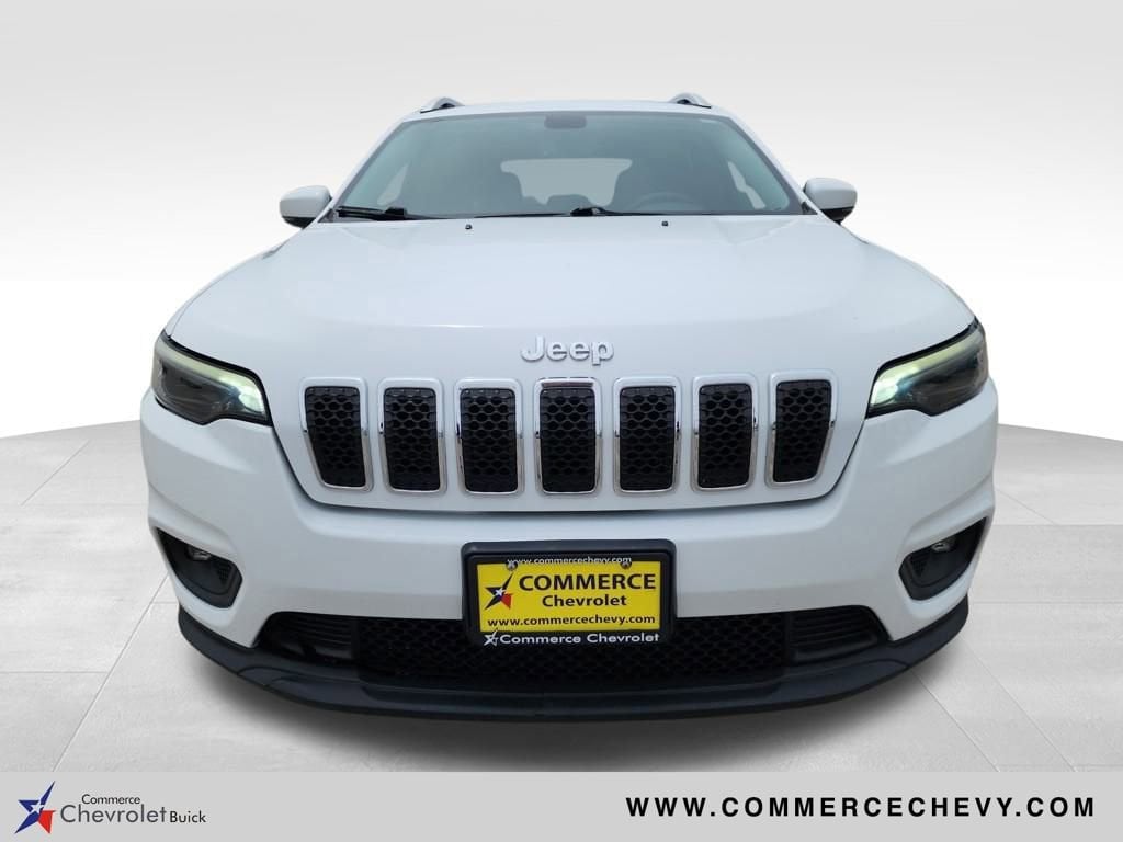 Used 2019 Jeep Cherokee Latitude Plus with VIN 1C4PJLLX1KD439497 for sale in Commerce, TX