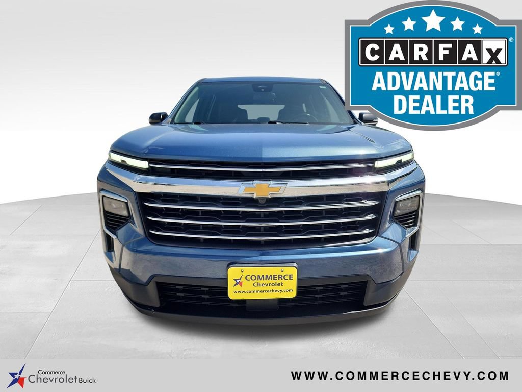 Used 2025 Chevrolet Traverse LT