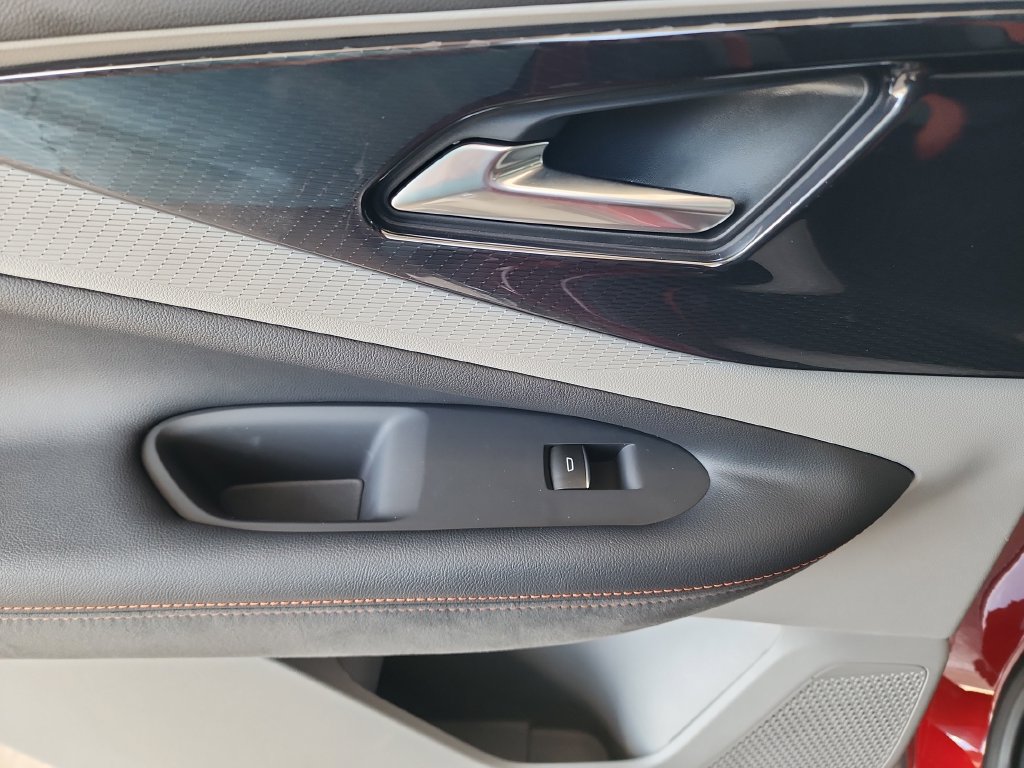 2026 Chevrolet Blazer EV SS - Photo 37