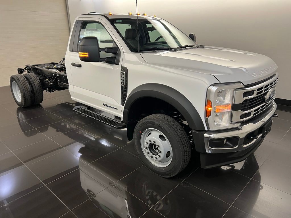 Ford F-550 Chassis