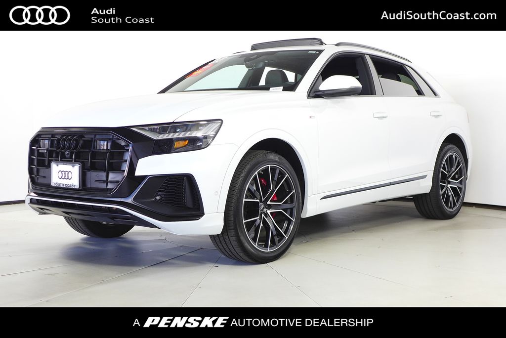 2023 Audi Q8 Premium Plus