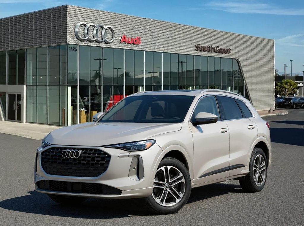 2025 Audi New Q5 Premium Plus's photo