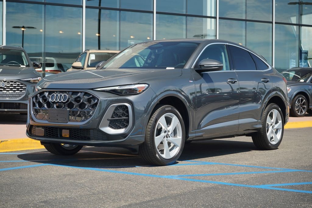 New 2025 Audi Q5 2.0T Premium SUV