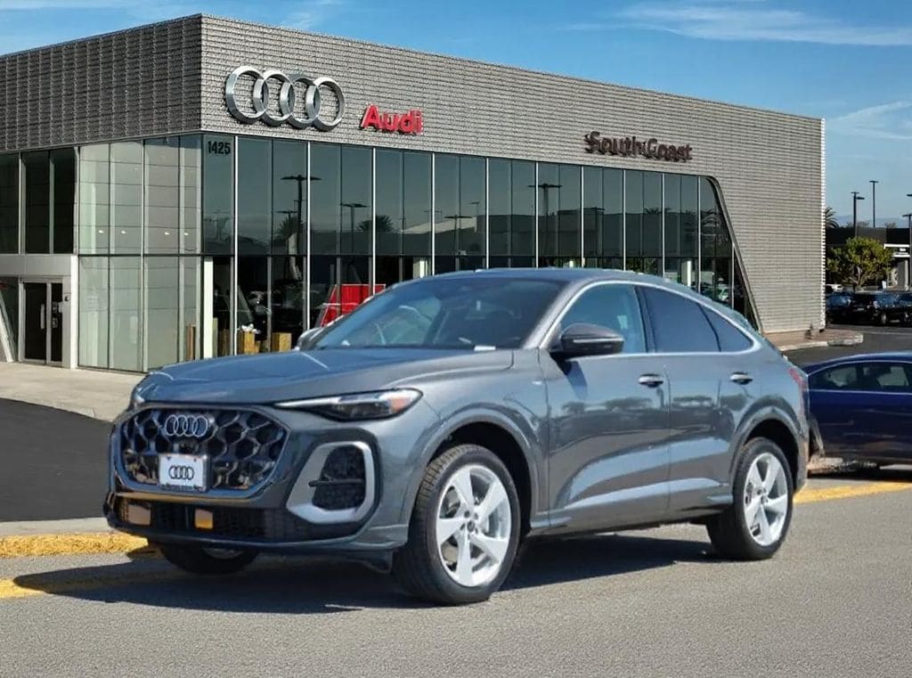 2025 Audi New Q5 Sportback Premium Plus's photo