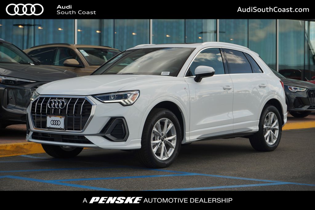 2025 Audi Q3 S Line Premium