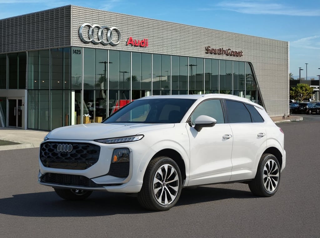2026 Audi Q3 S line quattro's photo