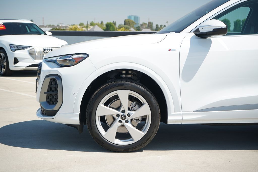 New 2026 Audi Q5 Sportback Premium Plus SUV
