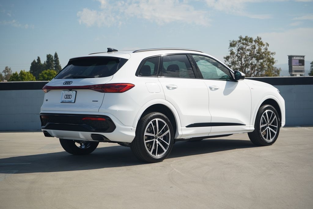 New 2026 Audi Q5 Premium Plus SUV