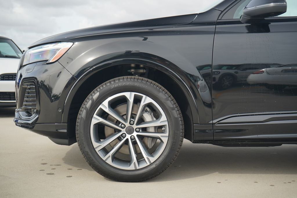 New 2026 Audi Q7 Premium Plus SUV