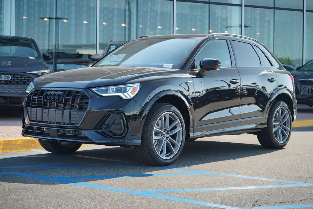 2025 Audi Q3 S Line Premium's photo