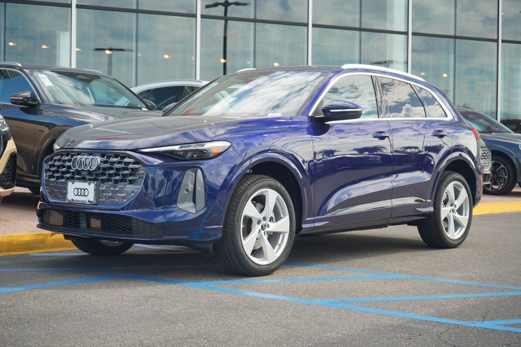 2025 Audi New Q5 Premium Plus's photo