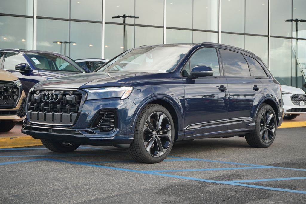 2026 Audi Q7 Premium Plus's photo