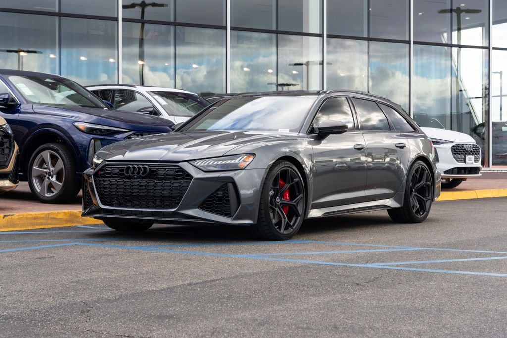 2026 Audi RS 6 Avant Base's photo