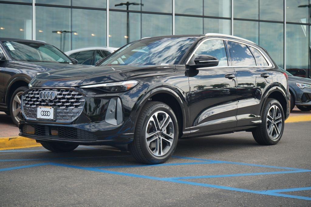 New 2025 Audi Q5 2.0T Premium SUV