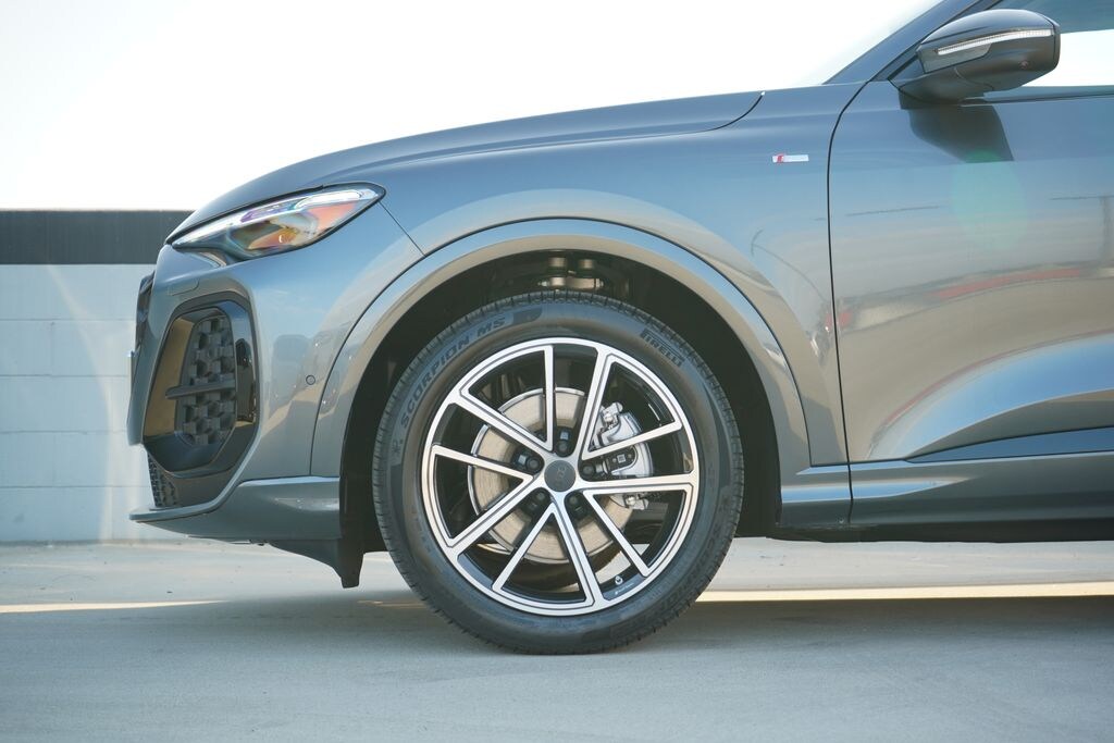 New 2026 Audi Q5 Prestige SUV