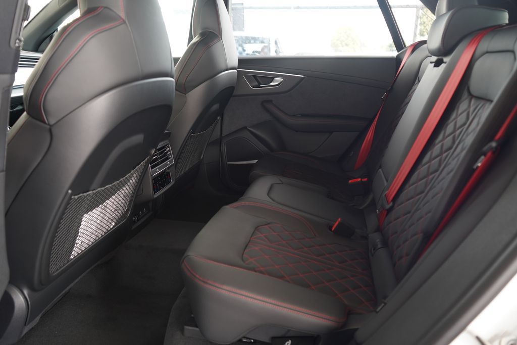 2026 Audi Q8 Prestige - Photo 7
