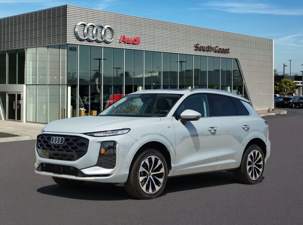2026 Audi Q3 S line quattro's photo