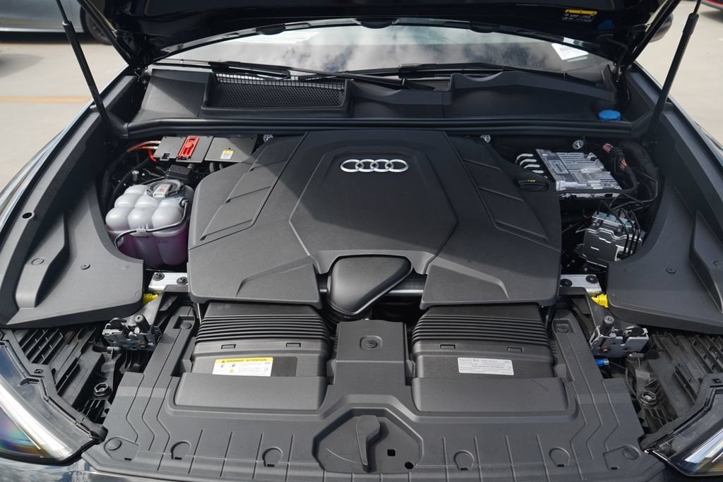 2026 Audi Q8 Prestige - Photo 12