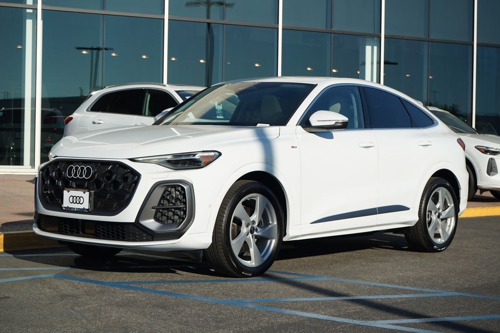 New 2025 Audi Q5 2.0T Premium SUV